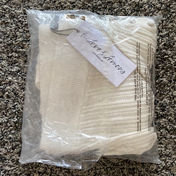 For Love & Lemons Knit Camille Short NWT - Picture 6 of 6